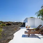Estudio Tegoyo Apartment Mácher